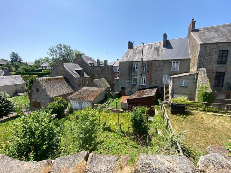 Maison de ville - 134 m² - 7 pièces