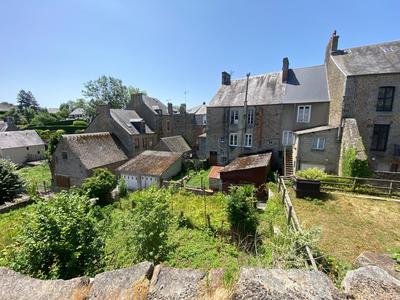 Maison de ville - 134 m² - 7 pièces