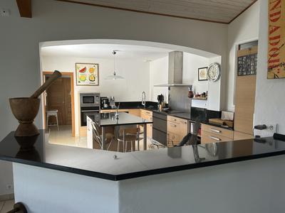 Maison - 267 m² - 10 pièces