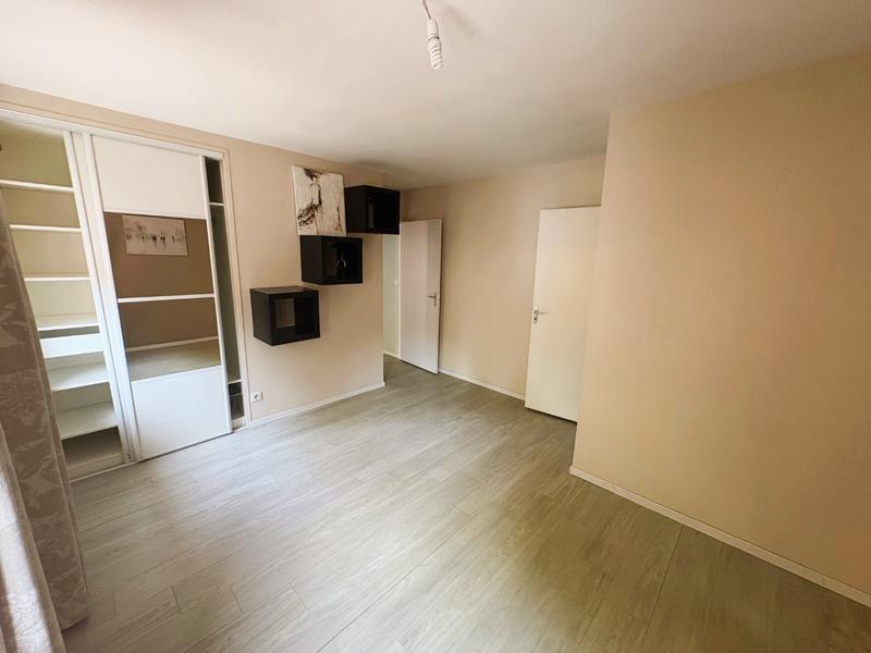 Appartement - 108 m² - 4 pièces