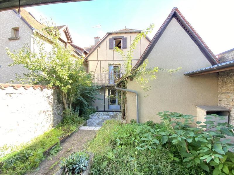 Maison en pierre - 85 m² - 4 pièces