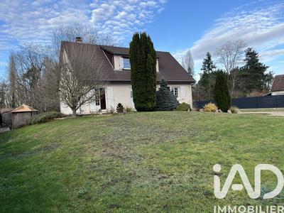 Maison - 142 m² - 5 pièces