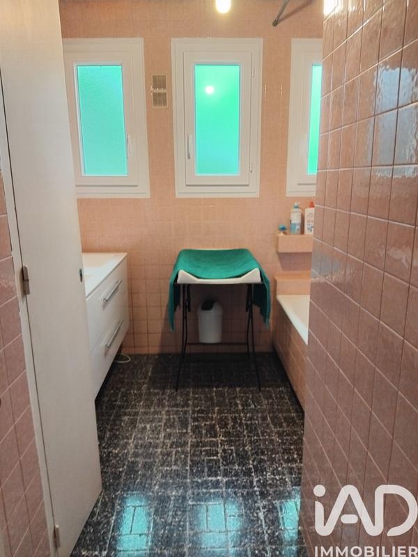 Maison - 192 m² - 11 pièces