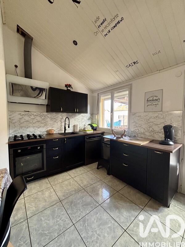 Maison - 91 m² - 5 pièces