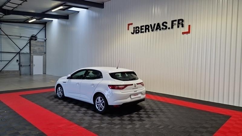 Renault Mégane IV berline blue dci 115 business