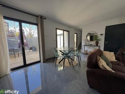 Maison - 75 m² - 4 pièces