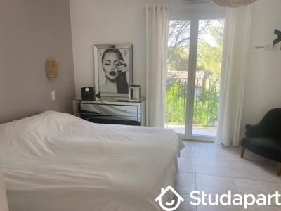 Chambre - 16 m² - 1 pièce