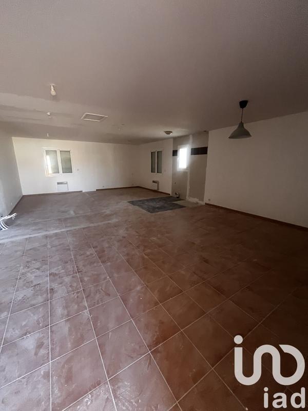 Maison - 330 m² - 6 pièces