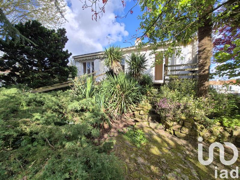 Maison - 91 m² - 5 pièces