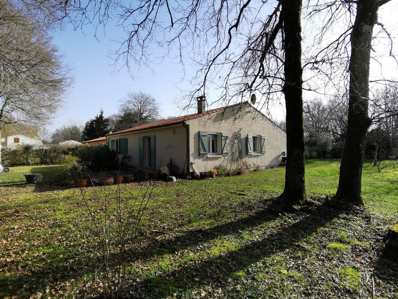 Maison traditionnelle - 115 m² - 6 pièces