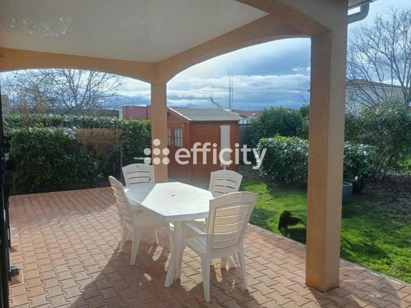 Pavillon - 100 m² - 5 pièces