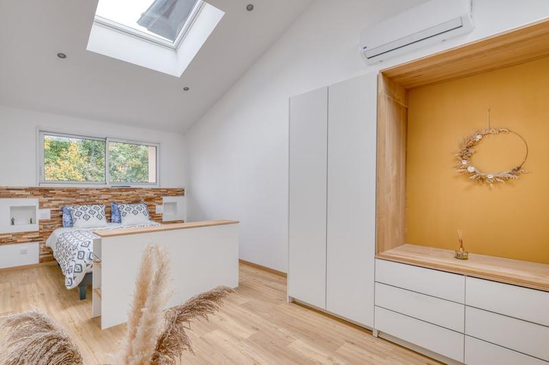 Maison - 201 m² - 7 pièces