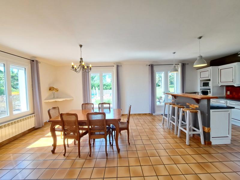 Maison - 190 m² - 6 pièces