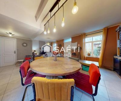 Maison - 139 m² - 6 pièces