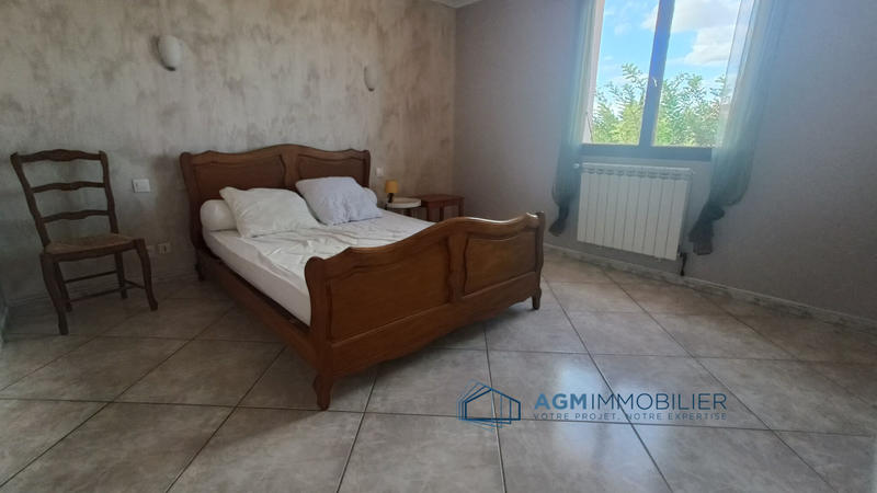 Villa - 127 m² - 6 pièces