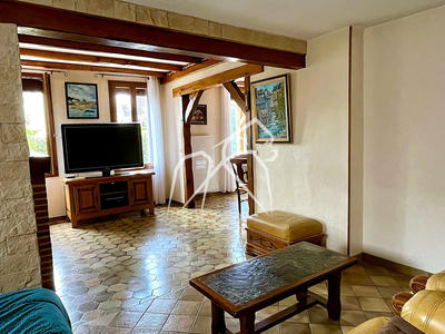 Maison - 109 m² - 6 pièces