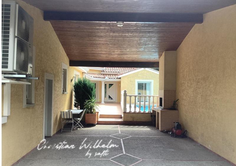 Maison - 180 m² - 6 pièces