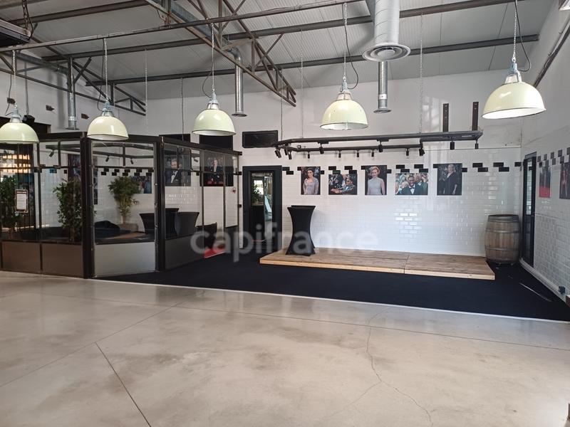 Local commercial - 194 m² - 1 pièce