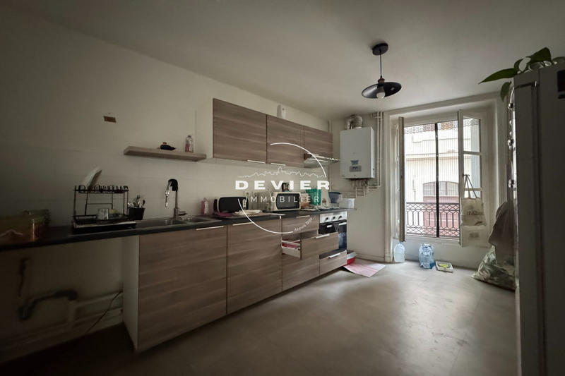 Appartement - 88 m² - 3 pièces