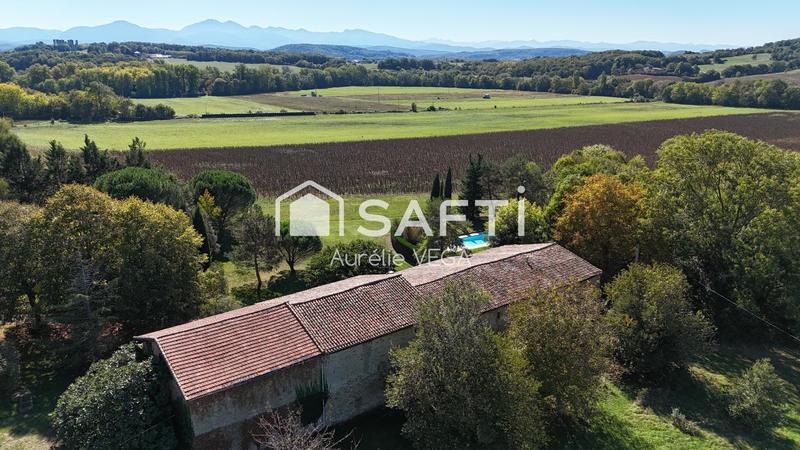 Maison - 225 m² - 6 pièces