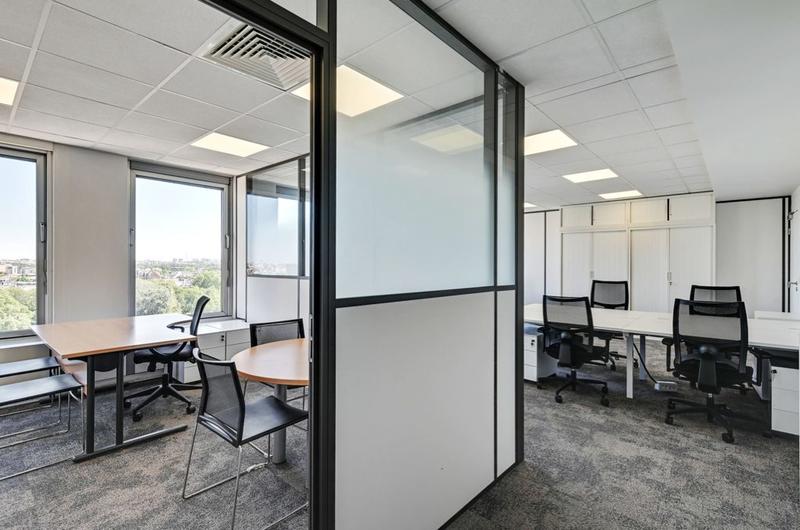 Bureau - 954 m²