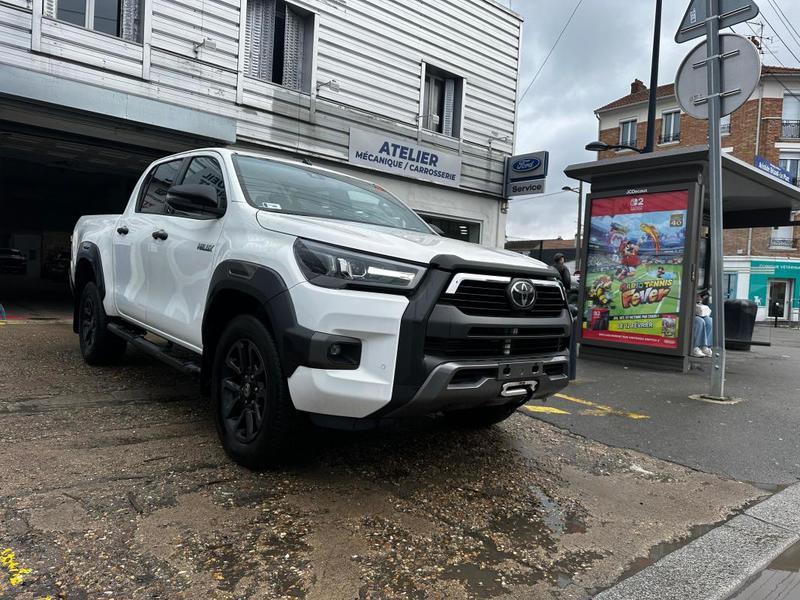 Toyota Hilux IV 4wd 2.8 d-4d 204 Double Cabine Invincible 4x4 Boite Manuelle