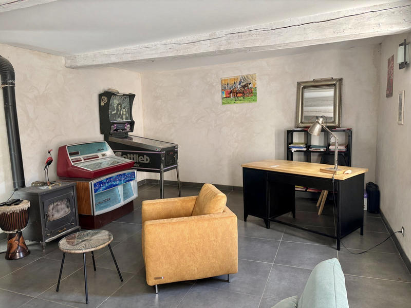 Mas - 200 m² - 8 pièces