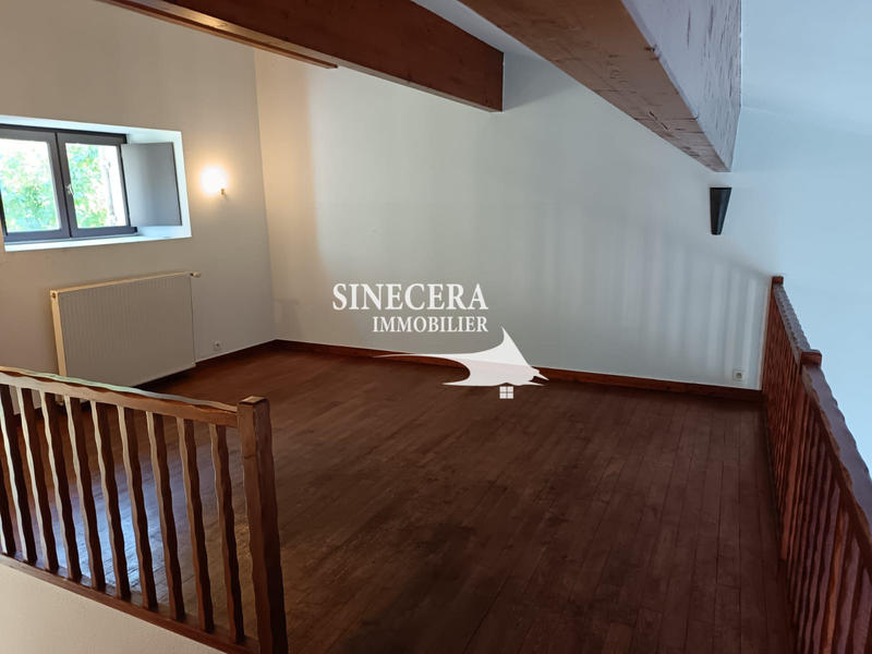 Maison - 250 m² - 8 pièces