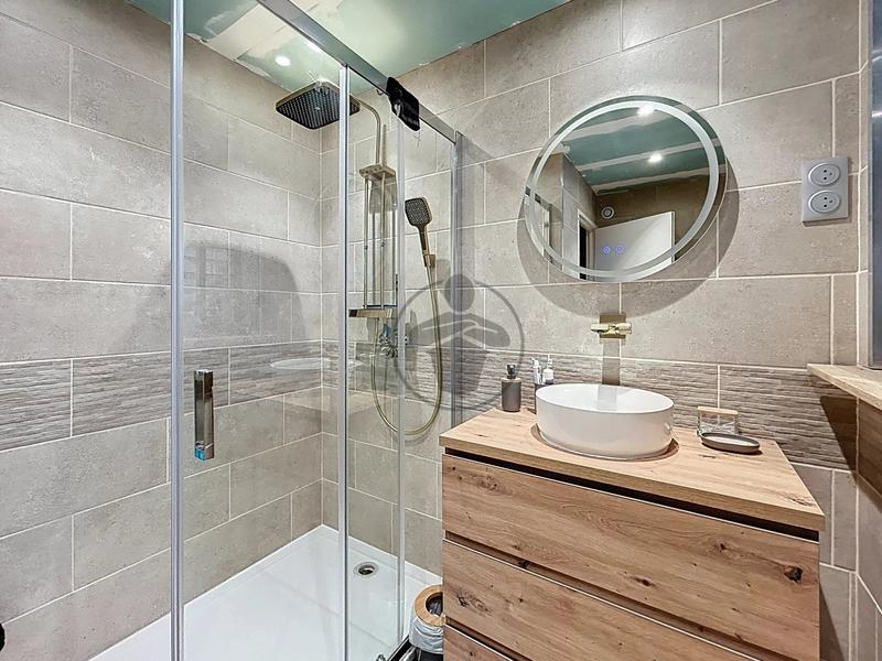 Appartement - 82 m² - 4 pièces