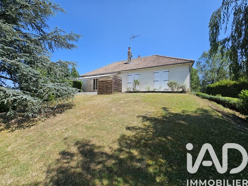 Maison - 92 m² - 5 pièces