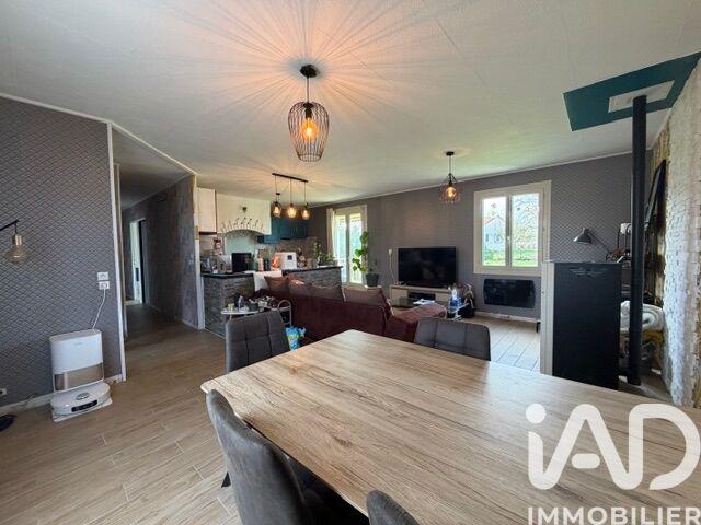 Maison - 94 m² - 4 pièces