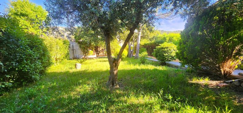 Maison - 210 m² - 7 pièces