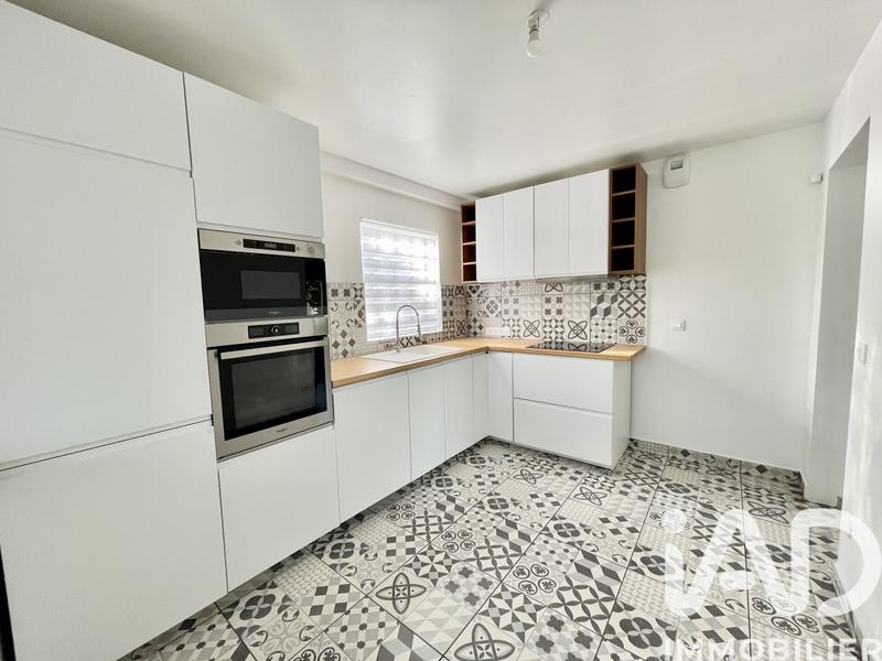 Appartement - 90 m² - 4 pièces