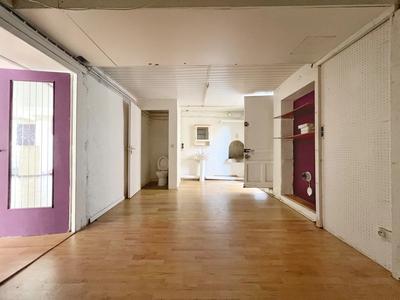 Local commercial - 70 m² - 2 pièces