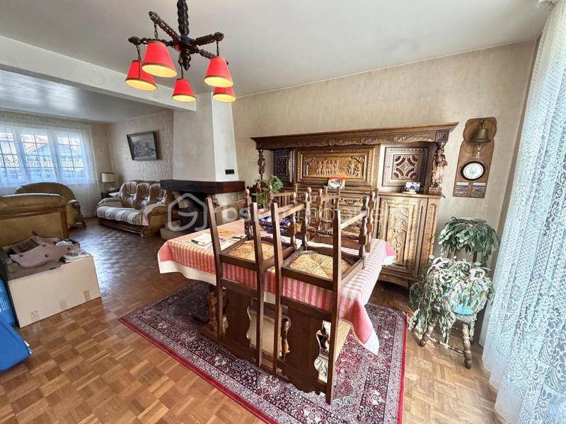 Maison - 100 m² - 5 pièces