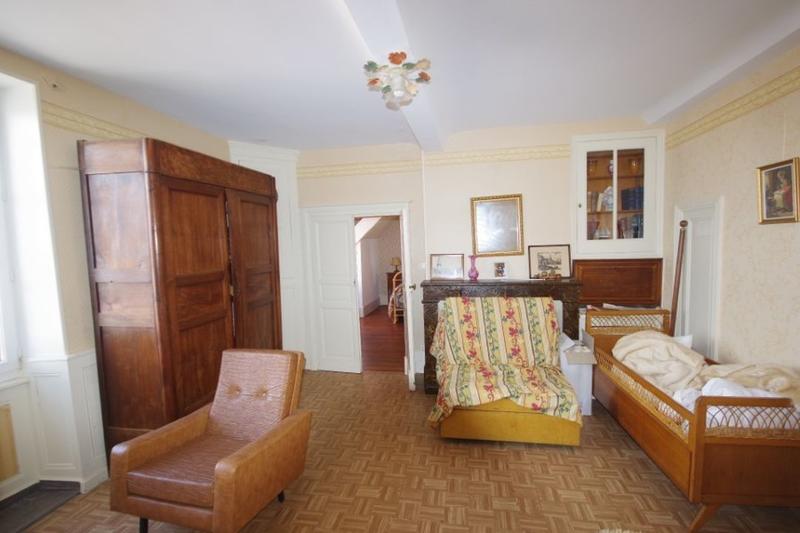 Maison de ville - 104 m² - 7 pièces