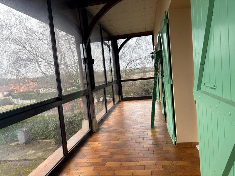 Maison - 235 m² - 8 pièces