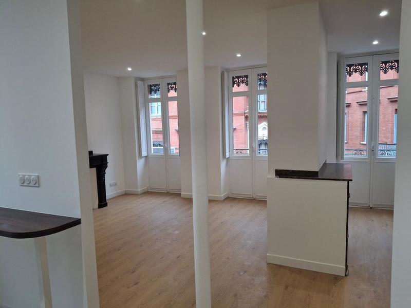 Appartement - 102 m² - 5 pièces