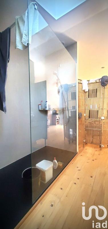 Maison - 182 m² - 10 pièces