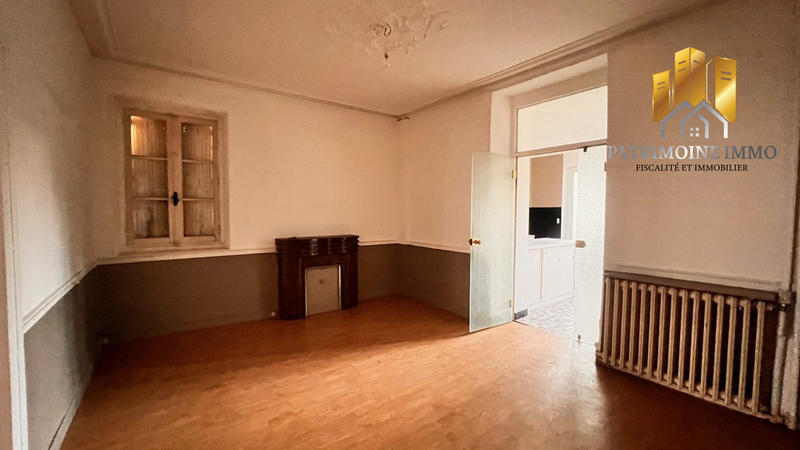 Maison - 205 m² - 9 pièces