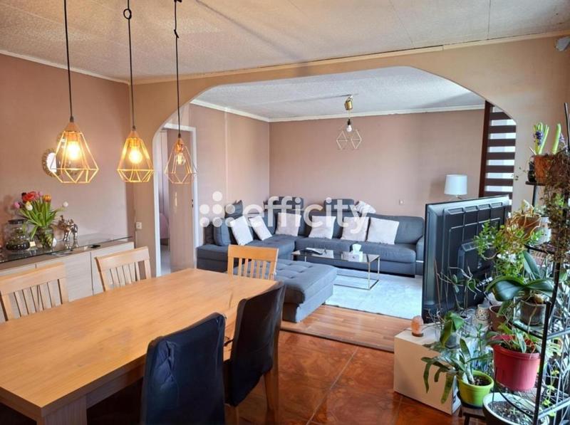 Pavillon - 91 m² - 5 pièces