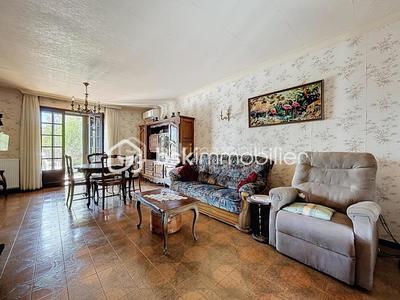 Maison - 96 m² - 4 pièces