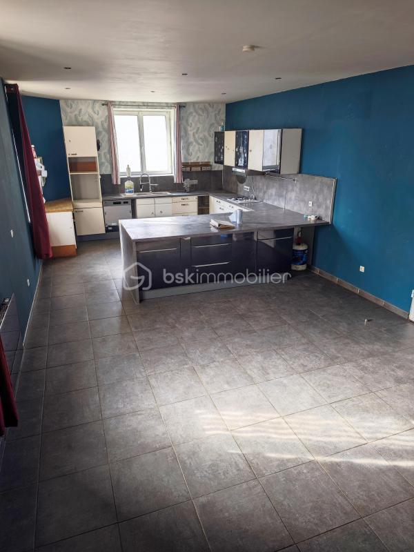 Maison en pierre - 168 m² - 8 pièces