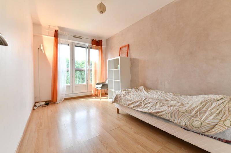 Appartement - 92 m² - 5 pièces