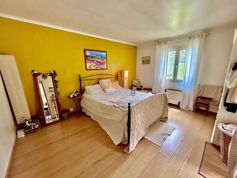 Maison - 146 m² - 6 pièces