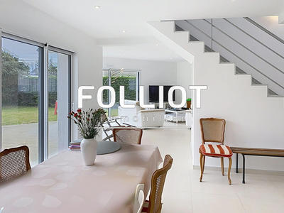 Maison - 193 m² - 7 pièces