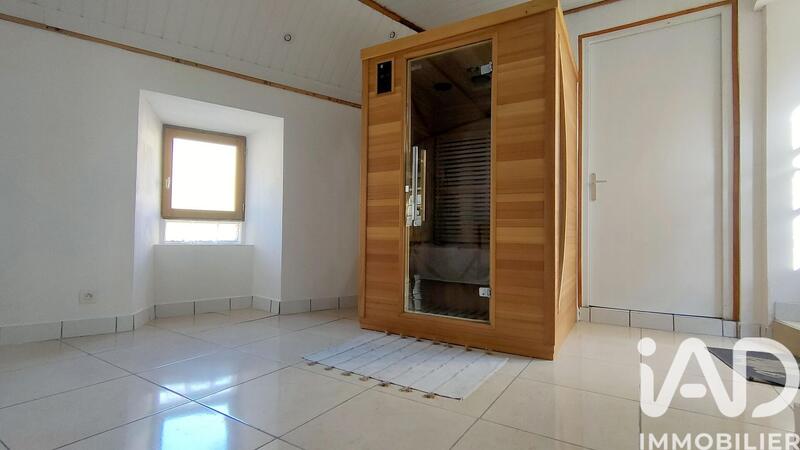 Maison - 101 m² - 4 pièces