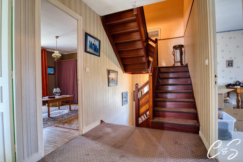 Maison ancienne - 129 m² - 7 pièces