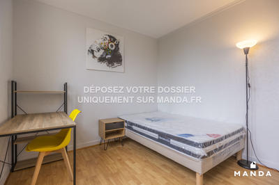 Chambre - 10 m² - 5 pièces