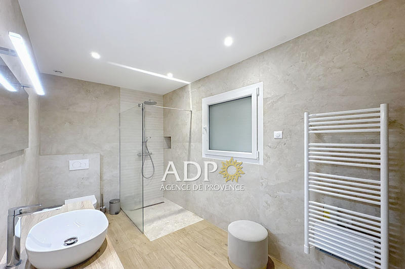 Maison - 128 m² - 4 pièces